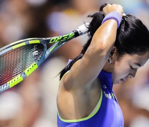 Tạo ấn tượng tại đơn nữ của giải quần vợt Abu Dhabi Open, Alex Eala nhận tiền thưởng gần 1 tỷ đồng