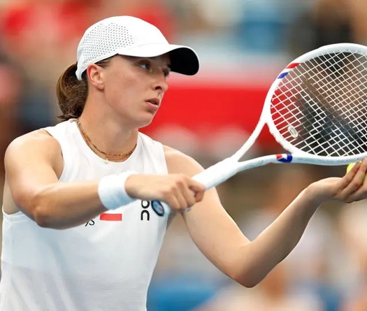 Swiatek đè bẹp Joint, giúp Ba Lan vượt qua Úc để vào bán kết giải quần vợt United Cup