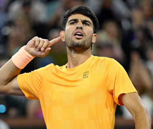 Carlos Alcaraz đạt chuỗi 15 trận bất bại: "Cỗ máy chiến thắng" tiến vào tứ kết quần vợt Indian Wells 2026