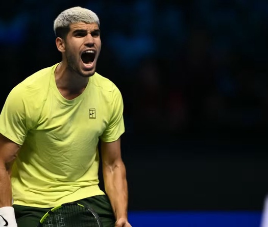 Alcaraz đánh bại Musetti tại giải quần vợt ATP Finals, chính thức trở thành số 1 đơn nam thế giới cuối năm 2025