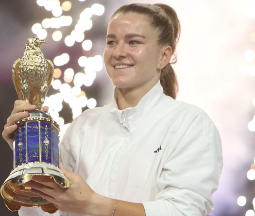 Muchova đăng quang tại giải quần vợt Qatar Open: Bài học về sự kiên nhẫn trong kinh doanh thể thao