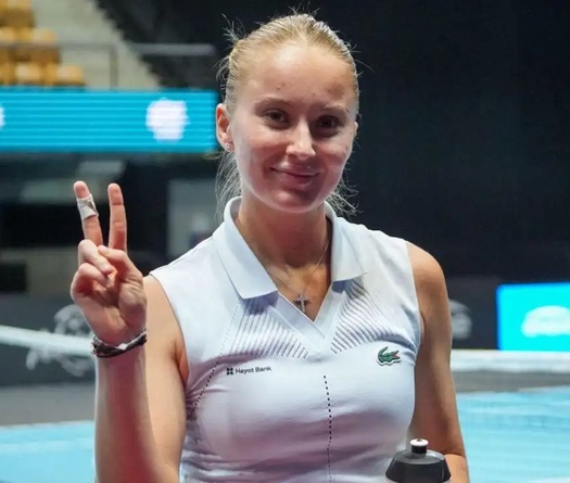 Liên đoàn Quần vợt Nga phản ứng thế nào khi lại thêm tay vợt thay đổi quốc tịch?