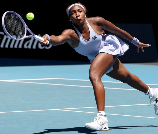 Số 3 thế giới Coco Gauff tiến vào vòng 2 giải quần vợt Úc mở rộng dù có chút chệch choạc