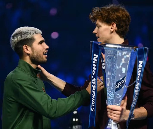 Các sao quần vợt Carlos Alcaraz và Jannik Sinner đang định hình tương lai của những cuộc cạnh tranh thể thao hiện đại