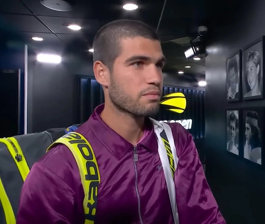 Sao tennis Carlos Alcaraz vượt qua tay đua Marc Marquez để giành danh hiệu cao quý nhất của thể thao Tây Ban Nha