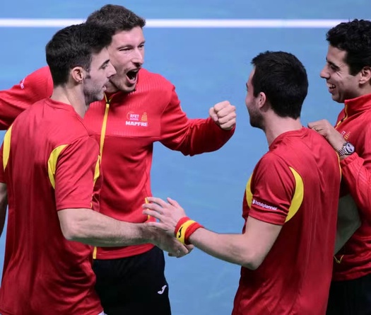 Tây Ban Nha ngược dòng hạ Séc và vào bán kết giải quần vợt Davis Cup khi Đức vượt qua Argentina