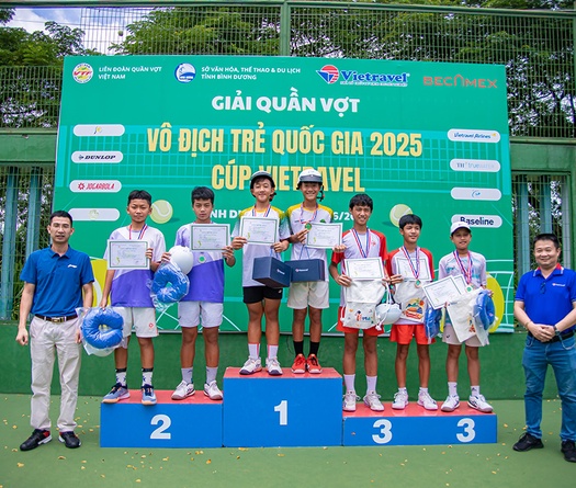 Cúp Vietravel 2025: Khép lại mùa giải trẻ rực rỡ, bùng nổ cảm xúc trên sân đấu quần vợt