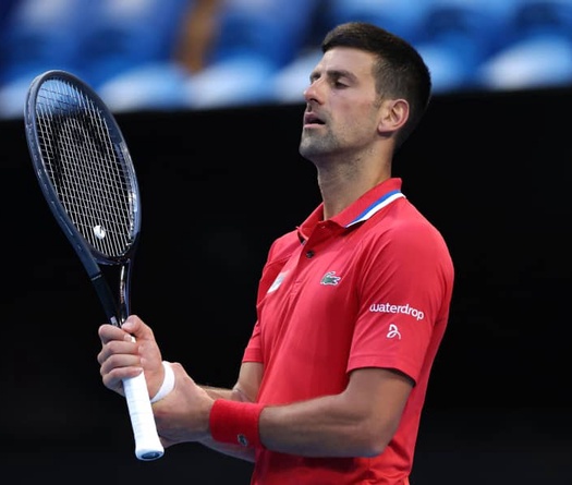 Số 1 thế giới tennis Djokovic xác nhận chấn thương trước Australian Open