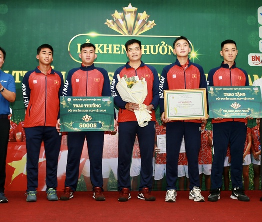 VTF khen thưởng 5.000 USD cho tuyển Davis Cup và khen thưởng thành tích quần vợt U.12 Việt Nam