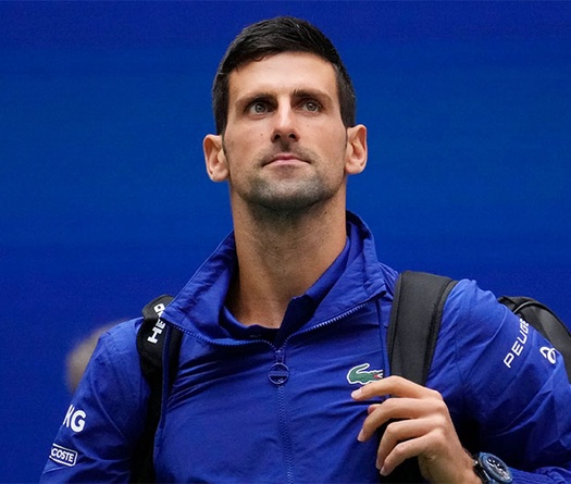 Úc hoãn trục xuất Djokovic: Lỗi của chính quyền hay ban tổ chức Australian Open 2022?