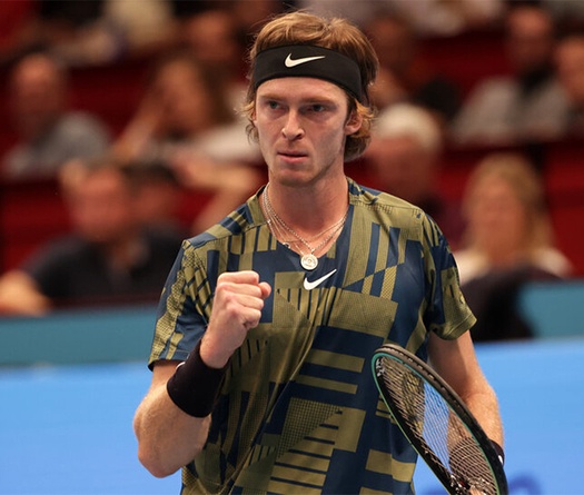 Giải quần vợt WTCC 2025: Rublev ngược dòng ngoạn mục trước Vacherot, Cobolli và Bencic phục thù trận đôi nam nữ