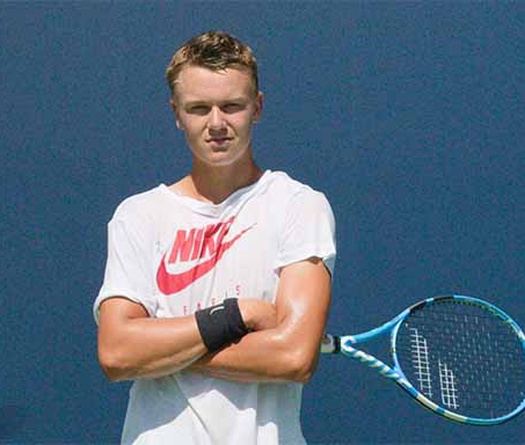 "Thần đồng" Đan Mạch Holger Rune nói sốc: Độ tuổi như tôi, Roger Federer thô lỗ gấp 40 lần