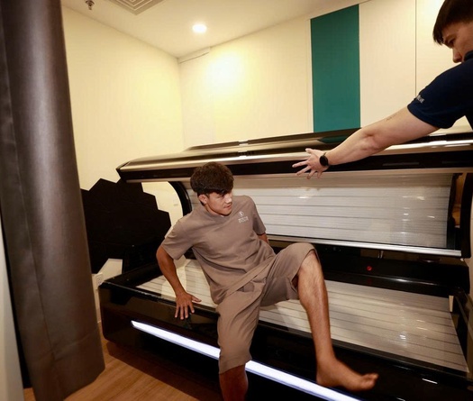 Các ngôi sao thể thao Việt Nam và trải nghiệm vật lý trị liệu thú vị cùng chuyên gia Úc