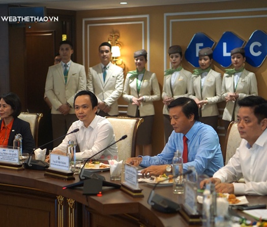 Những ông chủ từng bỏ BÓNG ĐÁ chạy sang BÓNG CHUYỀN