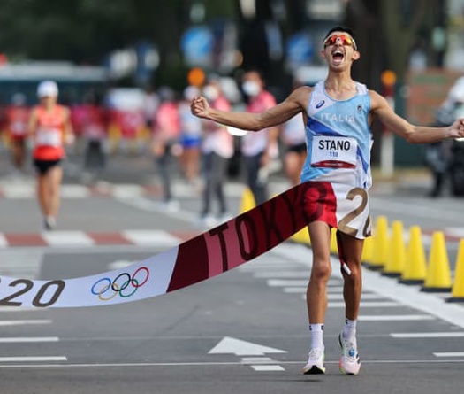 Anh cảnh sát Ý đánh bại cặp ứng viên vàng chủ nhà để vô địch đi bộ 20km Olympic Tokyo