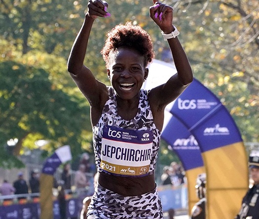 Nữ hoàng marathon Olympic Peres Jepchirchir vô đối tại New York City Marathon 2021