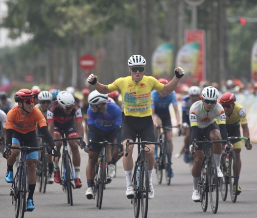 Nhất chặng thứ 4, Petr Rikunov khẳng định ví thế tại giải đua xe đạp HTV Cup 2023