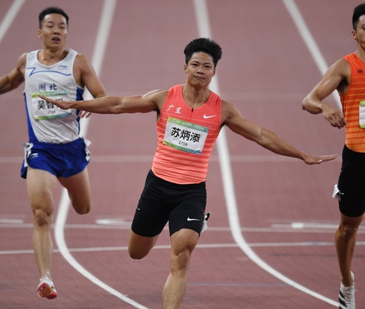 Người chạy nhanh nhất châu Á phá kỷ lục 100m đại hội thể thao Trung Quốc