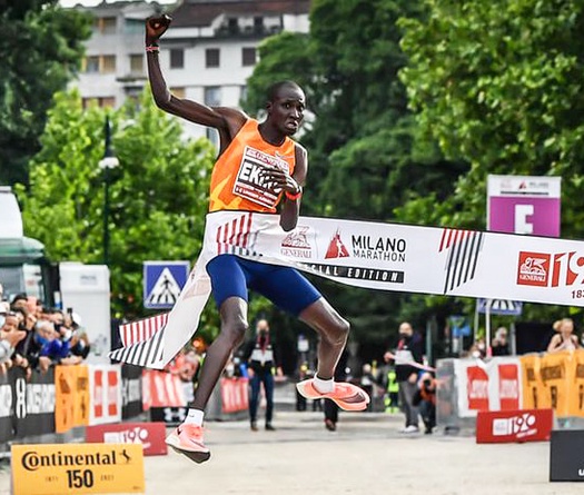 Chàng trai U30 tuyên bố phá kỷ lục chạy marathon dưới 2 giờ của Eliud Kipchoge