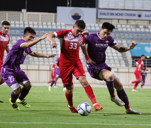 Ông Park cẩn trọng với chấn thương của học trò: Một mũi tên trúng hai đích