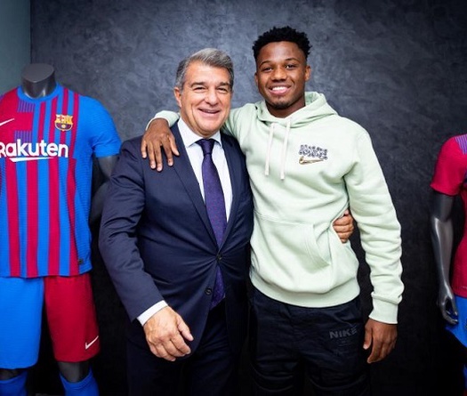 Barca lại ràng buộc sao trẻ Ansu Fati bằng 1 tỷ euro