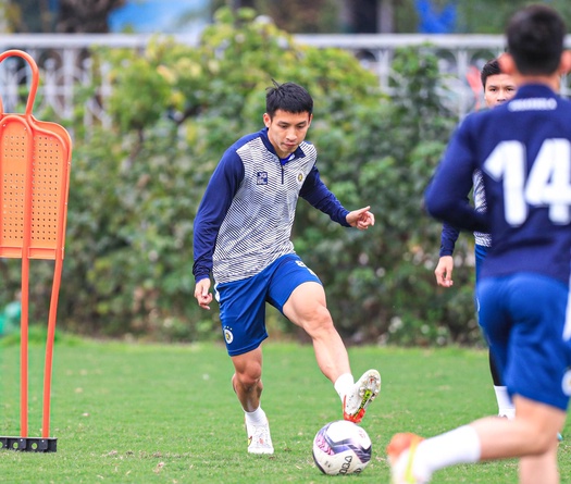 Cầu thủ Hà Nội bị đạo chích viếng thăm trước trận đại chiến với Bình Định