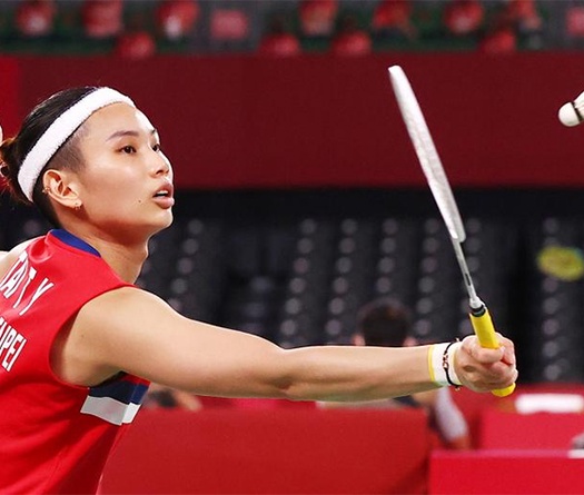 Kết quả cầu lông Olympic mới nhất: Ratchanok suýt loại Tai Tzu-ying