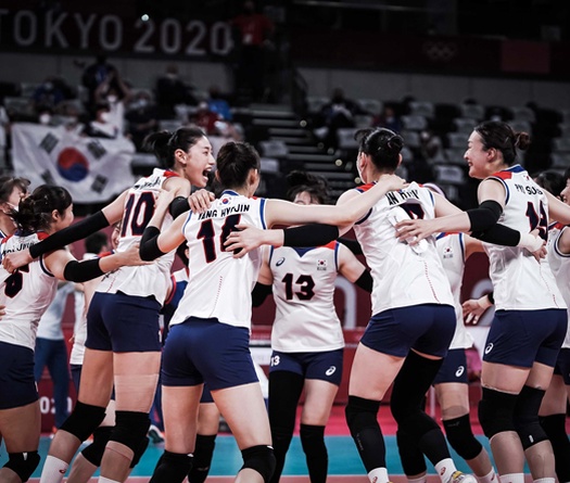 Đại diện bóng chuyền nữ châu Á - Hàn Quốc hiên ngang vào bán kết