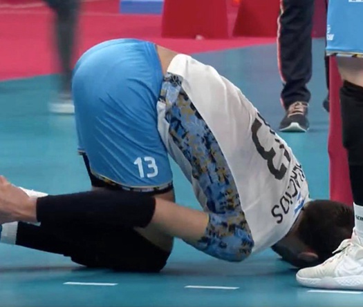 Liên tiếp ca chấn thương, sân Ariake Arena thành "mảnh đất dữ" cho các tài năng bóng chuyền