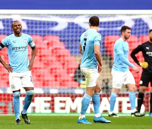 Guardiola đáp trả chỉ trích Man City thiếu tôn trọng FA Cup