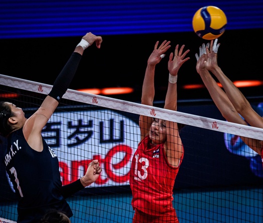 Tăng tốc phi mã, bóng chuyền nữ Trung Quốc vẫn khó lọt Top 4 VNL 2021
