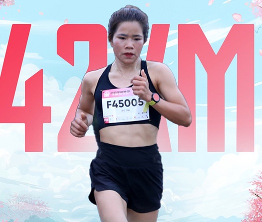 Cô gái vùng núi Sơn La vô địch giải chạy Điện Biên Phủ Marathon 2024