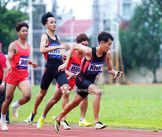 Luật điền kinh thế giới về chạy tiếp sức - Phần 1: Đường chạy và vùng trao gậy