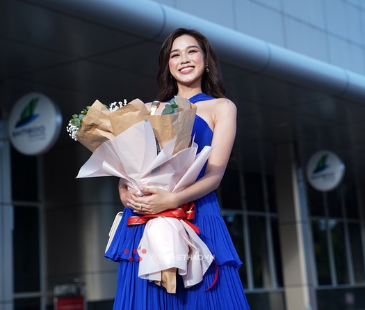 Hoa hậu Việt Nam Đỗ Thị Hà sắc nước hương trời đến Côn Đảo dự Tiền Phong Marathon