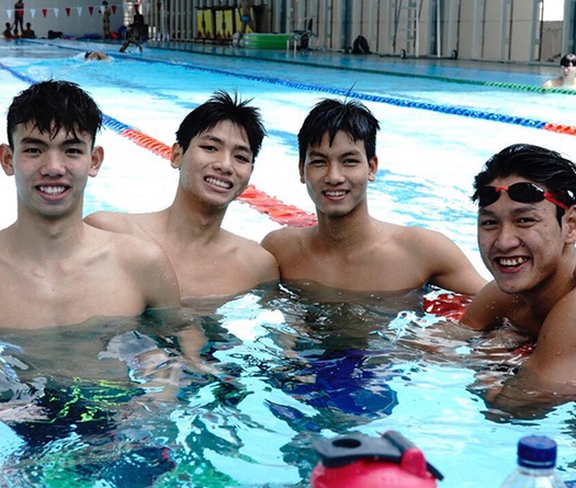 Dàn nam tuyển thủ bơi “soái ca” kiểm tra phong độ tại Hungary trước SEA Games 31