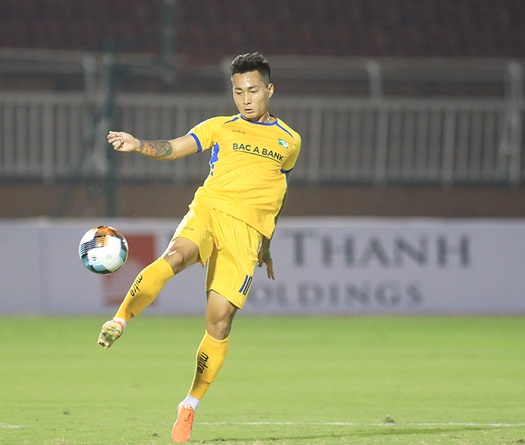 Hồ Tuấn Tài cùng SLNA rơi tự do trên bảng xếp hạng