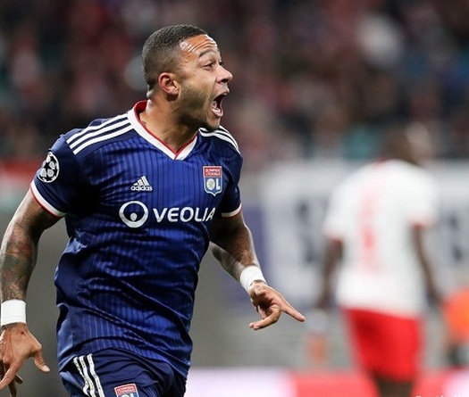 Koeman nhắm tiền đạo đồng hương cho hàng công Barca