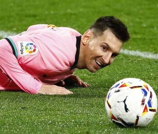 Messi khiến CĐV phấn khích với hình ảnh thú vị trước khi phá kỷ lục