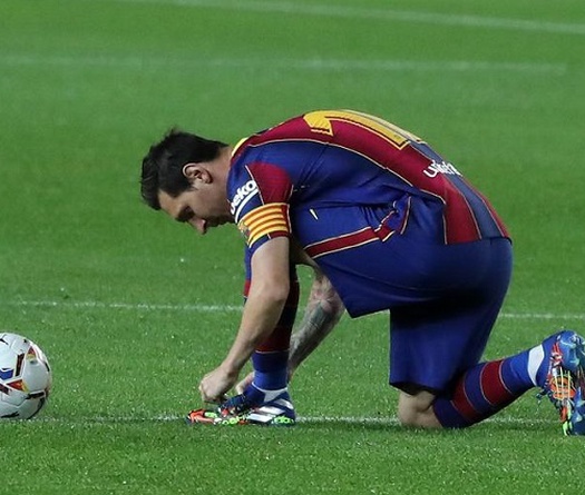 Messi không còn “độc quyền” chuyền bóng ở Barca như thế nào?