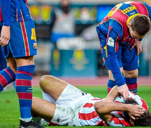 Cầu thủ khiến Messi bị đuổi trong trận chung kết Siêu Cúp lên tiếng