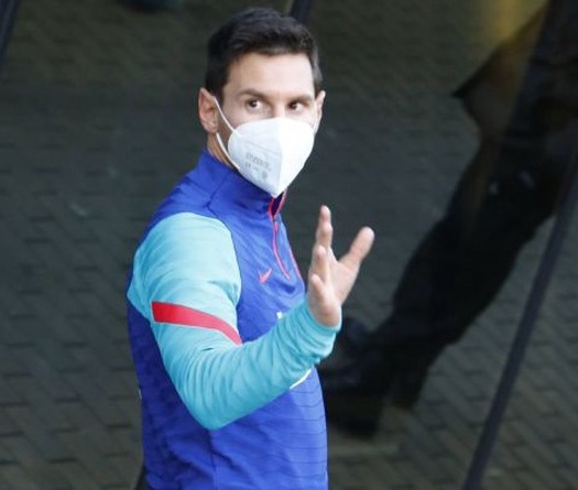 Messi có nguy cơ không thi đấu với Barca ở Siêu Cúp