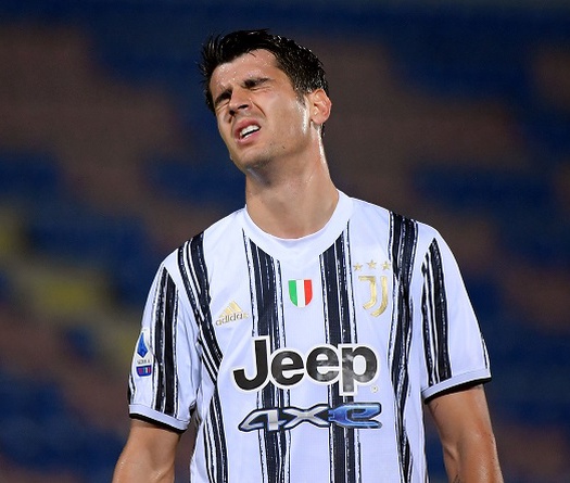 Morata đen đủi nhất từng thấy với hat-trick bàn thắng bị từ chối