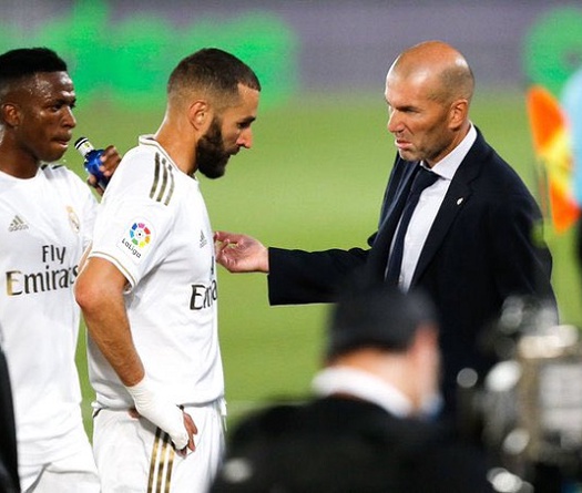 Zidane “mất thiêng”, Real Madrid lỡ trận Siêu kinh điển với Barca