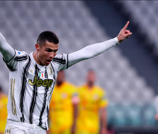 Ronaldo đoạt giải xuất sắc nhất Serie A nhờ hiệu suất “khủng”