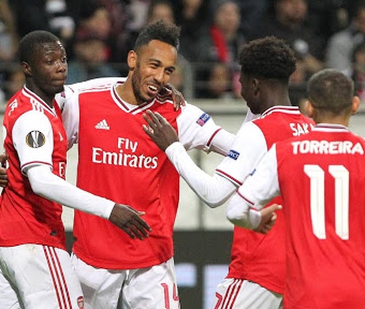 Tháng 9 hạnh phúc của Arsenal