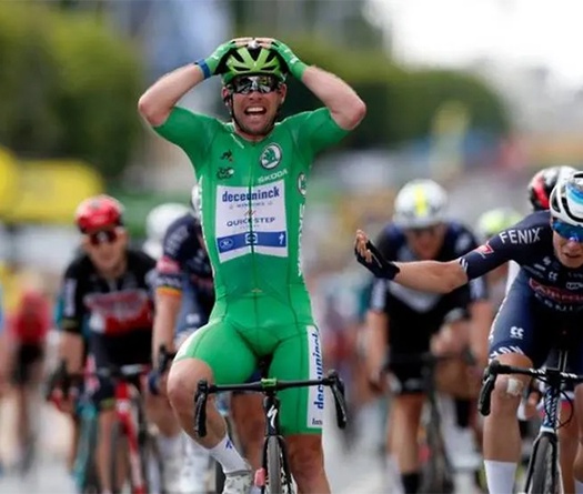 Cavendish uy hiếp kỷ lục đua xe đạp của Merckx tại Tour de France