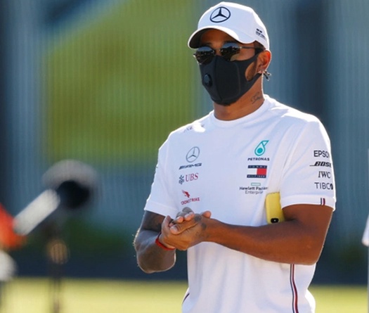 Lewis Hamilton muốn Mercedes ký hợp đồng dài hạn!