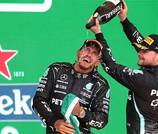 Kết quả F1 mới nhất 15/11: Lewis Hamilton ngược dòng khó tin thắng Grand Prix Sao Paulo