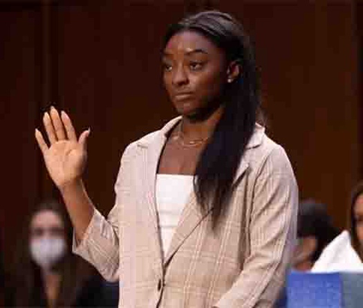 Simone Biles cùng dàn mỹ nhân TDDC ép FBI đuổi đặc vụ do dung túng nạn lạm dụng tình dục