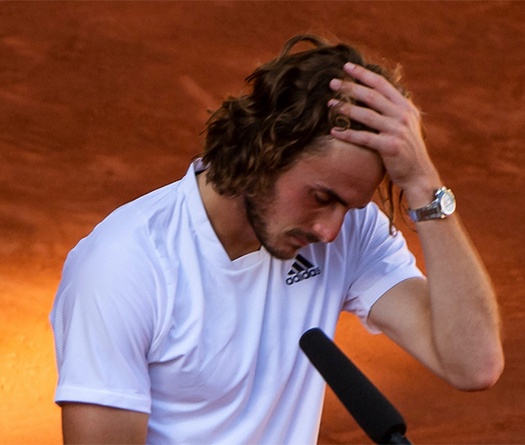 Tennis thêm sốc ở Halle: Medvedev nối gót Tsitsipas